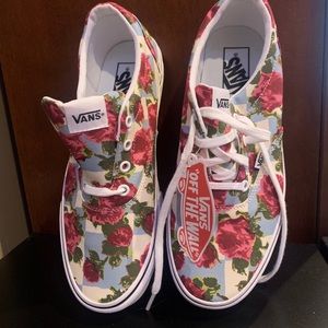 Vans Women’s skater style